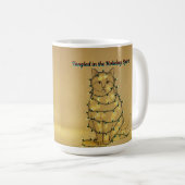 Mug Funny Cat Christmas Tangled in Holiday Lights (Devant droit)
