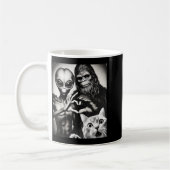 Mug Funny Cat Selfie With Romantic Bigfoot In Love Wit (Gauche)