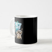 Mug Funny Chaotic Raccoon Howling At 67 Cosmic Six Sev (Devant gauche)