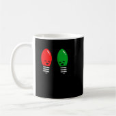 Mug Funny Christmas Lights Pun Working Over Holidays_  (Gauche)