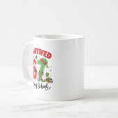Mug Funny Christmas Teacher Santa I Survived 67 Days O (Devant gauche)