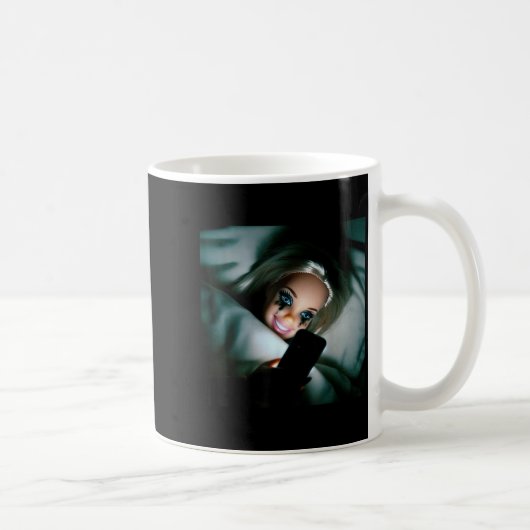 Mug Funny Doll Crying Face Meme Scrolling Sarcastic Hu (Droite)