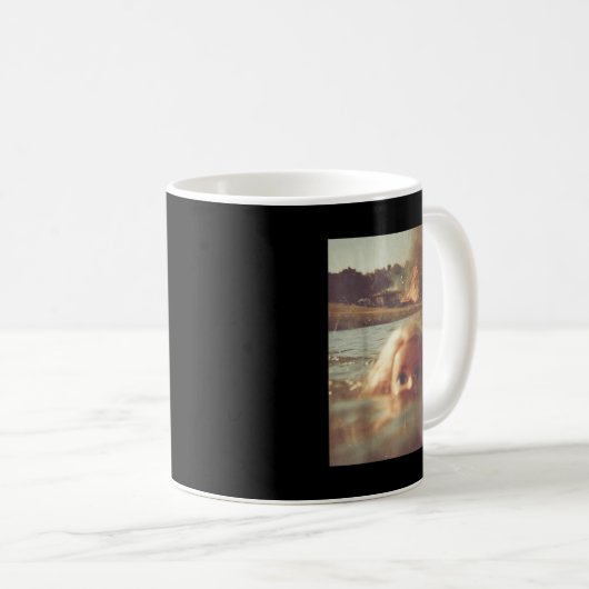 Mug Funny Doll Face Swimming Meme  (Devant droit)