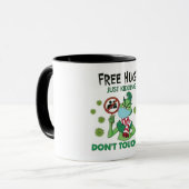 Mug Funny Free Hugs Juste Enterrer Noël (Devant gauche)