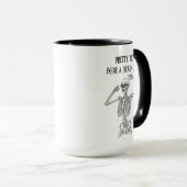Mug Funny Halloween Skeleton Pretty Fly For a Dead Guy (Devant droit)