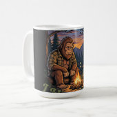 Mug Funny I Have Plans With Bigfoot Camping & Hiking (Devant gauche)