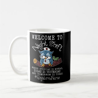 Mug Funny Owl Night Shift Infirmière inscrite Scrub In