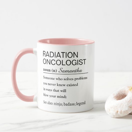 Mug Funny Personalized Radiation Oncologist Definition (Avec donut)