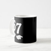 Mug Funny Six Seven 6 7 Meme Gen Alpha Slang 67 Hands (Devant gauche)