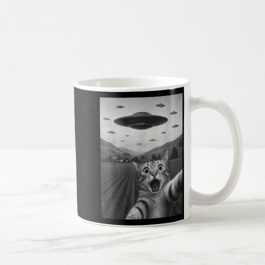 Mug Funny Surprised Ed Cat Selfie With Alien Ufo Cat U (Droite)