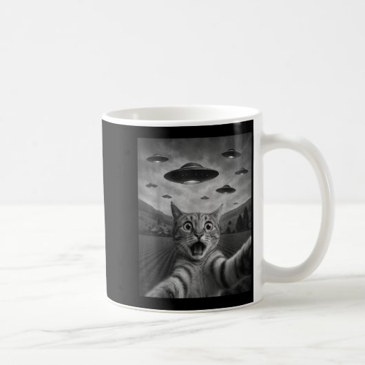 Mug Funny Surprised Ed Cat Selfie With Alien Ufo Cat U (Droite)