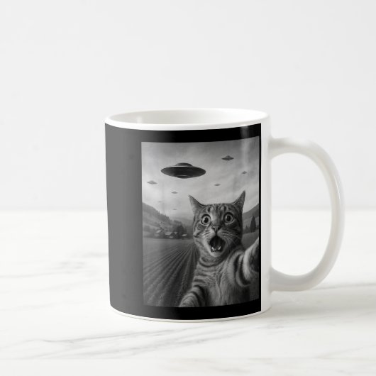 Mug Funny Surprised Ed Cat Selfie With Alien Ufo Cat U (Droite)