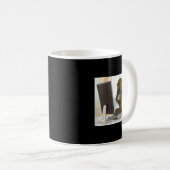 Mug Funny Thinking Monkey Meme Office Curious Ape Brai (Devant droit)