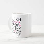 Mug Funny Valentines Day Love Doctor Coeurs roses (Devant gauche)