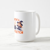 Mug Funny Witch Yoga Design – "Brew & Stretch" Cartoon (Devant droit)