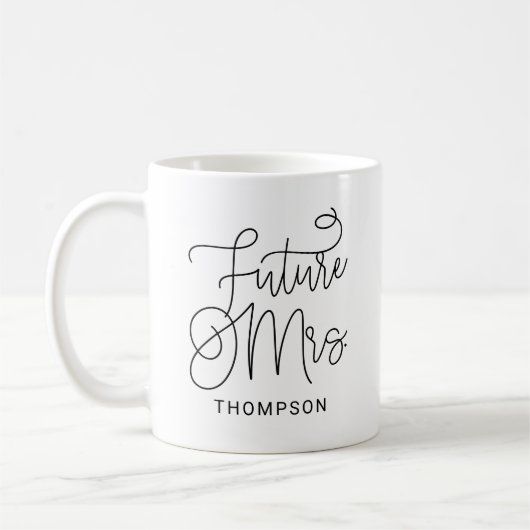 Mug Futur Mme Noir Script Moderne Mariage Personnalisé (Gauche)