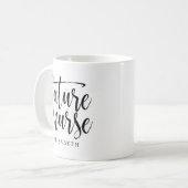 Mug Future infirmière (nom) en manuscrit noir balayé (Devant gauche)