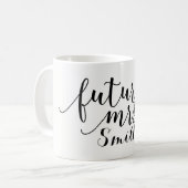 Mug FUTURE MADAME. Nom personnalisé Personnalisé (Devant gauche)