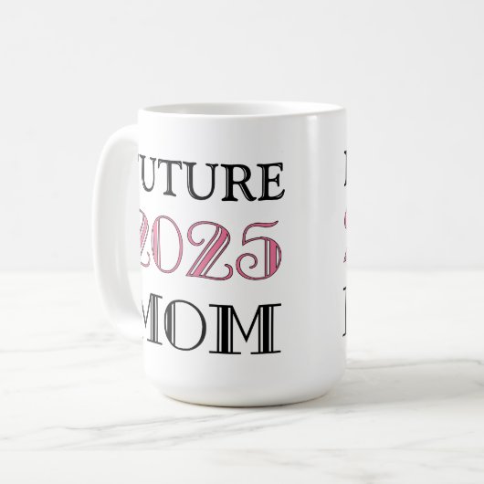 Mug Future Mom 2025 (Devant gauche)
