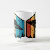 Mug Galactic Reverie : OVNI S'Éclate Sur La Forêt Rétr (Centre)