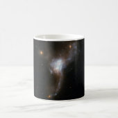 Mug Galaxie en interaction avec Hubble ESO 148-2 (Centre)