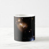Mug Galaxie en interaction avec Hubble IRAS 21101 (Centre)
