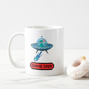 Mug "Game Over" Alien volant un vaisseau spatial OVNI,