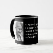 Mug Gandhi souriant (Devant gauche)
