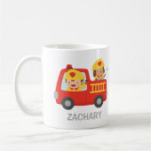 Mug Garçon et chien mignons de pompier dans le camion (Gauche)