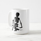 Mug garçon squelette et silhouette de son chat art (Devant gauche)