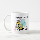 Mug Gardez le calme et coupez Whimsy Honey Bee Art (Gauche)
