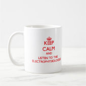 Mug Gardez le calme et écoutez l'Electrophysiologist (Gauche)