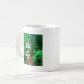 Mug Gardez le calme et la marche (Devant gauche)