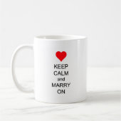 Mug Gardez le calme et mariez sur le coeur rouge (Gauche)