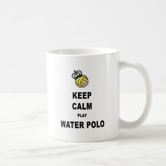 Mug Gardez les produits de polo d'eau de calme et de