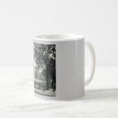 Mug Gary DANS : École d'Emerson (Devant droit)