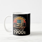 Mug Geek S'Il Vous Plaît Être Patient Im From The 1900 (Gauche)