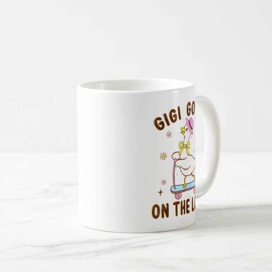 Mug Gigi Goose On The Loose Funny Birthday Matching Fa (Devant droit)