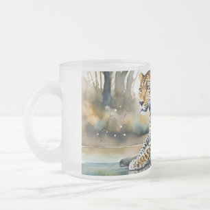 Mug givré avec léopard allongé