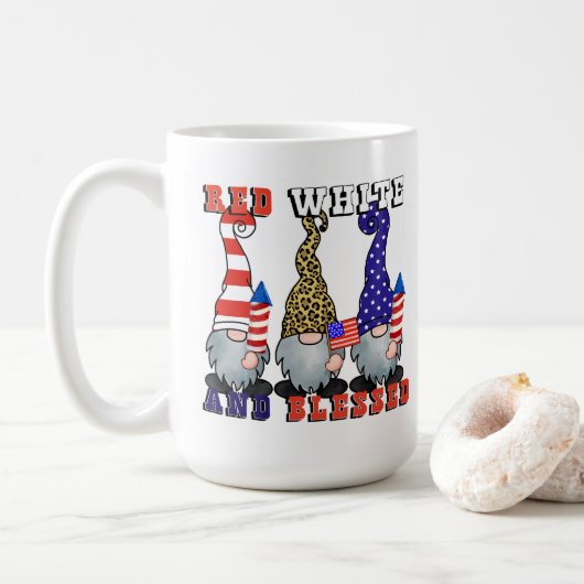 Mug Gnomes rouges, blancs et bénis (Avec donut)