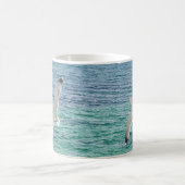 Mug Goéland volant au-dessus de la mer (Centre)