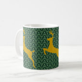 Mug Gold Leaping Deer sur Green Chevron Arrière - plan (Devant gauche)