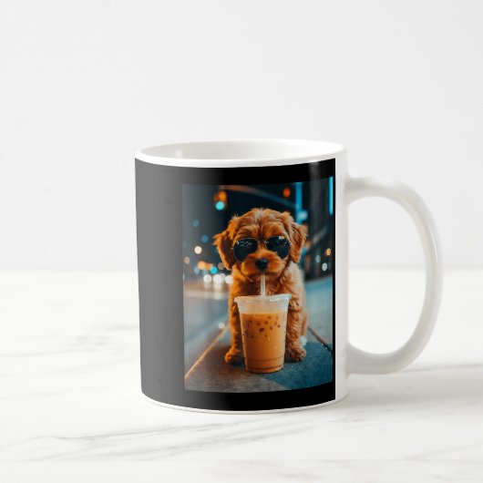 Mug Goldendoodle drôle buvant du café glacé mème anima (Droite)
