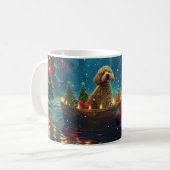 Mug Goldendoodle Noël Festive Voyage (Devant gauche)