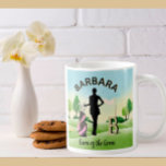 Mug Golf Gal Clubs Parcours Monogramme 3D<br><div class="desc">Une façon vraiment heureuse spéciale de commencer votre matin et vous êtes la reine du vert — avec une mug monogrammée avec votre nom personnalisé comme une ombre deux couleurs initiale. Moderne et optimiste, ce design de golf amusant est un cadeau très personnalisé ! Pour toute question de conception ou...</div>