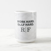 Mug Golf Travail Dur Monogramme Initial Style Rétro (Centre)