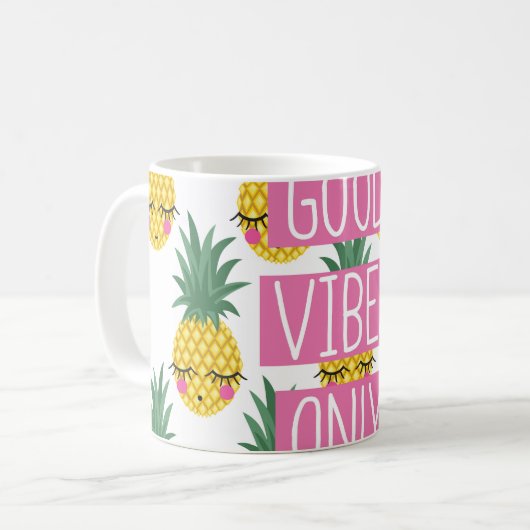 Mug Good Vibes Pineapples Motif d'été (Devant gauche)