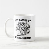 Mug Got Ped By My Daughter Funny Skiing Ski Dad Winter (Gauche)