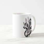 Mug Goth Anatomie Squelette Main Éffrayant Fantômes (Devant droit)