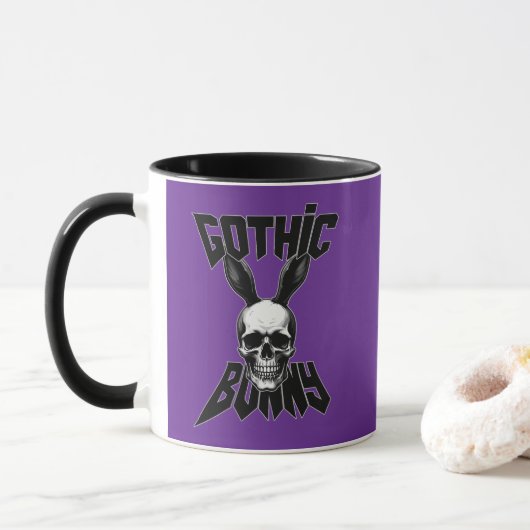 Mug Gothic Bunny – Dark Easter Art - caneca (Avec donut)